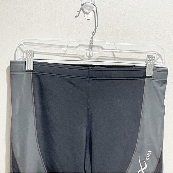 CW-X Women’s Endurance Generator Joint & Muscle Support Compression Shorts Sz L - Picture 5 of 9